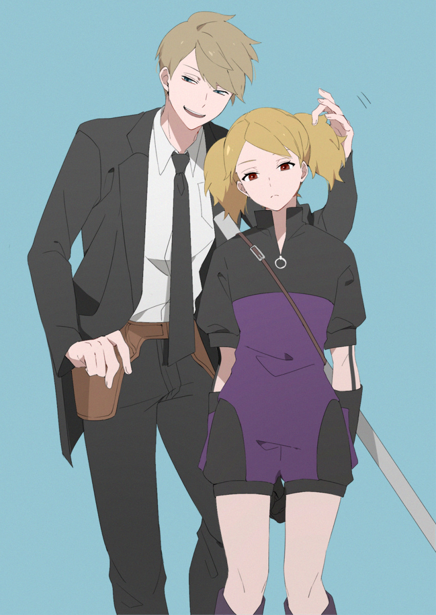 1boy arms_at_sides black_gloves black_jacket black_necktie black_pants blonde_hair blue_background blue_eyes boots breast_pocket closed_mouth collared_shirt commentary_request expressionless feet_out_of_frame female formal frown gloves half-closed_eyes hand_up height_difference highres holster inukai_sumiharu jacket kako_squad's_uniform kuroe_futaba looking_at_viewer md5_mismatch necktie ninomiya_squad's_uniform o-ring open_clothes open_jacket pants parted_lips photoshop_(medium) pocket red_eyes ruffling_hair shirt short_hair short_jumpsuit short_sleeves short_twintails simple_background smile standing suit swept_bangs sword twintails uniform weapon weapon_on_back white_shirt world_trigger yawai_tofu