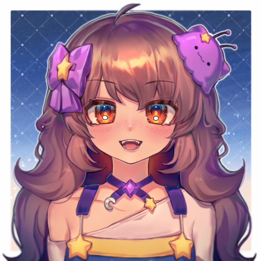 blob bow brown_eyes brown_hair centi_(nimu) choker dress female hair_ornament hairbow highres indie_virtual_youtuber long_hair nimu_(vtuber) nimu_(vtuber)_(3rd_costume) qiu_ju smile star_(symbol) star_hair_ornament virtual_youtuber