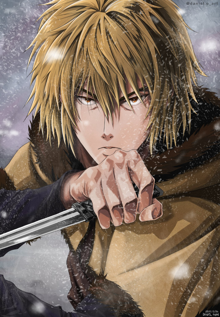 1boy absurdres aquiline_nose artist_name blonde_hair blurry blurry_background brown_eyes brown_tunic dagger danielp_art fighting_stance fur_trim hands_up highres holding holding_dagger holding_knife holding_weapon knife long_sleeves looking_at_viewer male_focus messy_hair reverse_grip short_hair snowing thorfinn vinland_saga weapon