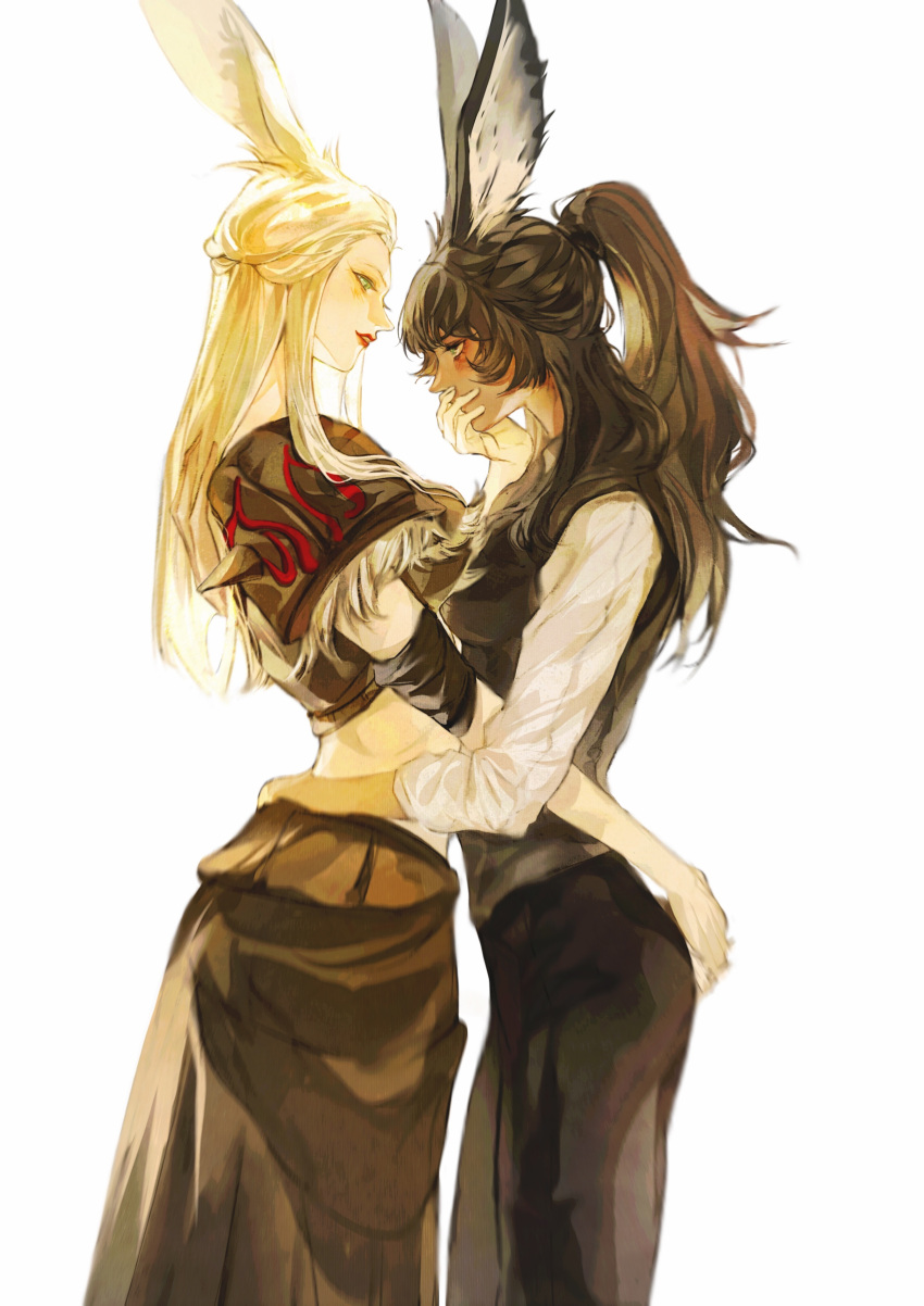 2girls absurdres animal_ear_fluff animal_ears armband armor black_pants blonde_hair blush brown_hair brown_skirt brown_vest chinese_commentary commentary_request covered_mouth covering_another's_mouth cowboy_shot crop_top erfahaima eye_contact final_fantasy final_fantasy_xiv from_side fur-trimmed_armor fur_trim green_eyes half_updo hand_on_another's_ass hand_on_another's_face hand_on_another's_waist highres long_hair looking_at_another midriff multiple_girls pants parted_lips pauldrons ponytail profile rabbit_ears red_lips shirt shoulder_armor simple_background skirt smile standing vest viera warrior_of_light_(ff14) wavy_hair white_background white_shirt yuri