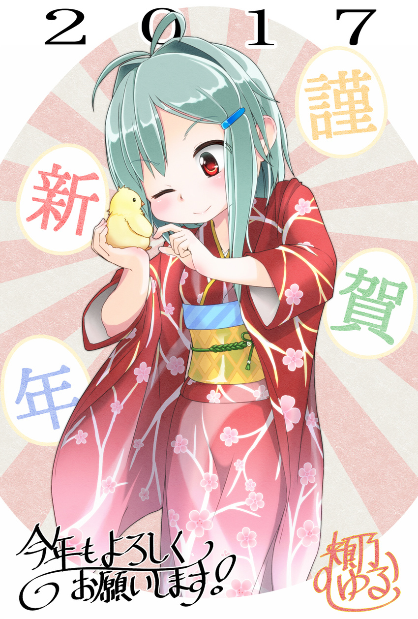 2017 artist_name chinese_zodiac closed_mouth commentary eyes_visible_through_hair female floral_print green_hair hair_ornament hairclip happy_new_year highres holding hoono_yurumu japanese_clothes kimono kotoyoro new_year one_eye_closed original print_kimono red_eyes red_kimono short_hair signature smile standing translated year_of_the_rooster