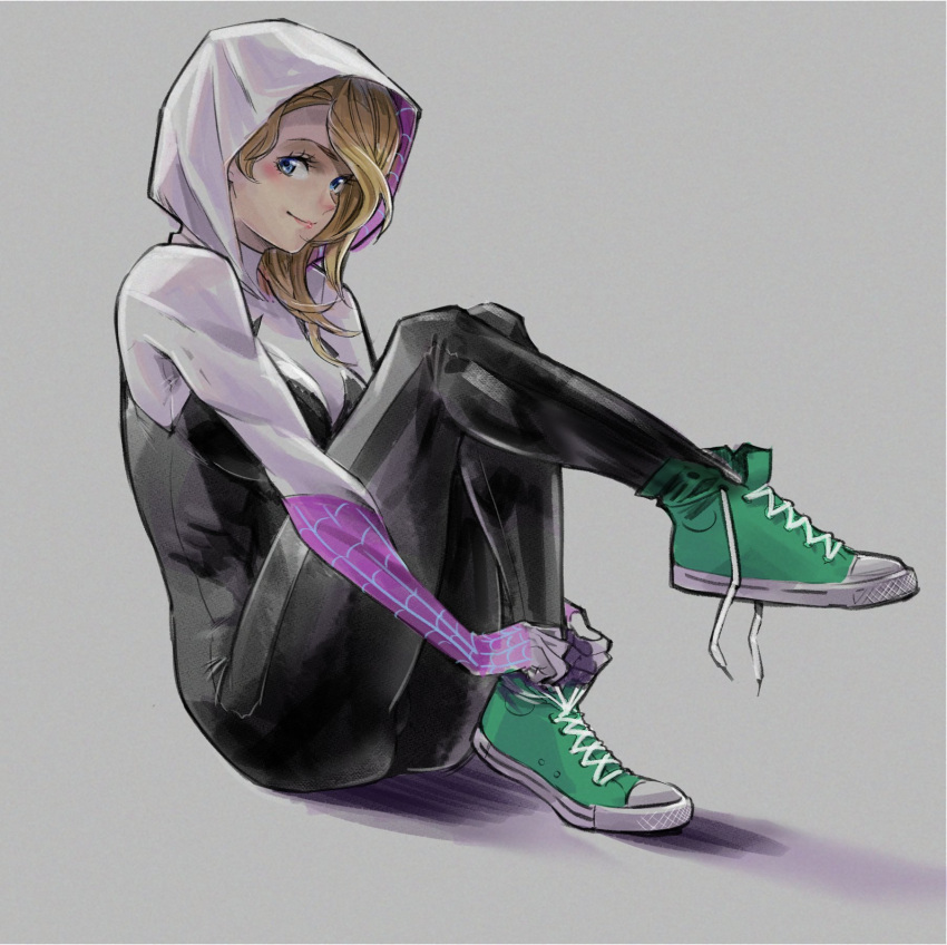 black_bodysuit blonde_hair blue_eyes blush bodysuit breasts closed_mouth female green_footwear grey_background gwen_stacy highres hood hooded_bodysuit leg_up looking_at_viewer marvel medium_breasts medium_hair multicolored_bodysuit multicolored_clothes purple_bodysuit rodrigo_yoshimiya shadow shoelaces shoes simple_background sitting smile sneakers solo spider-gwen spider-man:_into_the_spider-verse spider-man_(series) spider-verse spider_web_print white_bodysuit