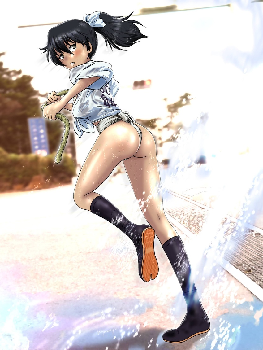 andou_(girls_und_panzer) ass black_hair blush breasts brown_eyes female from_side fundoshi girls_und_panzer highres hiyama_yuu_(wee259hiyama) japanese_clothes long_hair looking_back medium_breasts mizu_happi outdoors ponytail shiny_skin solo wet wet_clothes