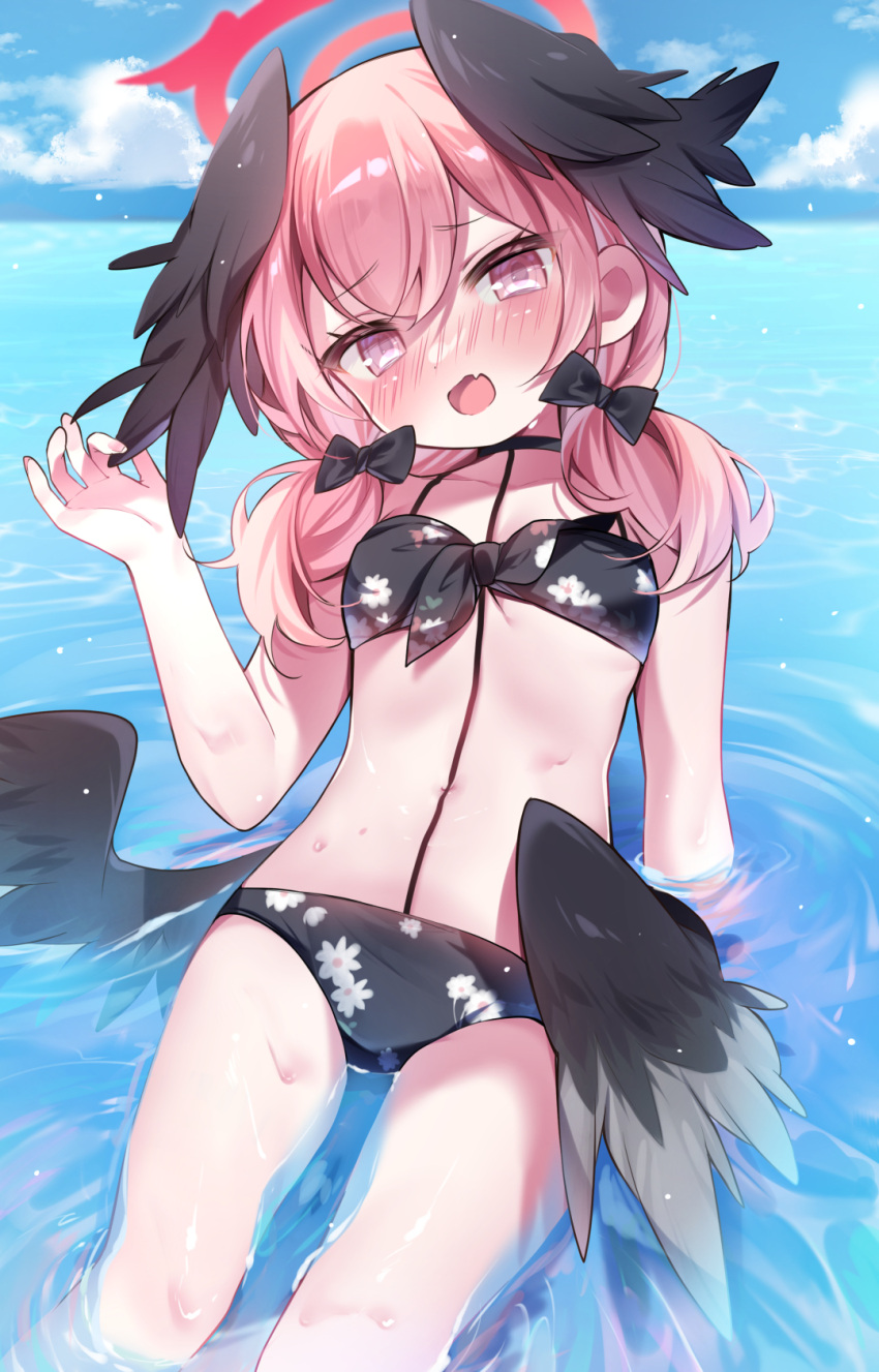 bikini black_bikini black_choker black_wings blue_archive blush bow breasts choker feathered_wings female floral_print full-face_blush gau_(n00_shi) hairbow halo head_tilt head_wings highres koharu_(blue_archive) koharu_(swimsuit)_(blue_archive) long_hair looking_at_viewer low_twintails low_wings navel ocean oerba_yun_fang official_alternate_costume open_mouth pink_eyes pink_hair print_bikini sitting skin_fang small_breasts solo swimsuit twintails wet wings