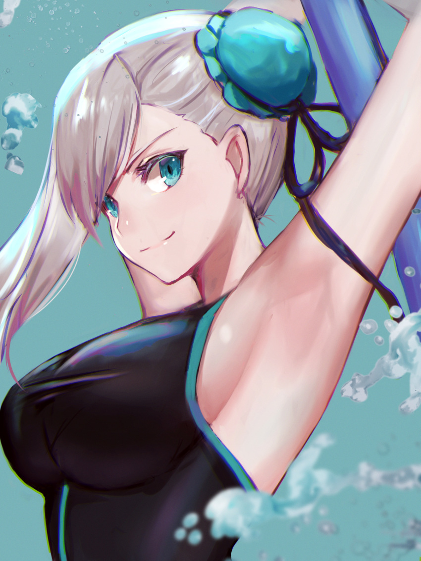 armpits arms_up asymmetrical_hair black_one-piece_swimsuit blue_eyes blurry blurry_foreground breasts bun_cover chromatic_aberration commentary_request dolce_(dolsuke) eyelashes fate/grand_order fate_(series) female grey_hair hair_bun highres large_breasts long_hair miyamoto_musashi_(fate) miyamoto_musashi_(swimsuit_berserker)_(fate) miyamoto_musashi_(swimsuit_berserker)_(first_ascension)_(fate) one-piece_swimsuit shadow sideboob single_hair_bun smile solo swimsuit upper_body water