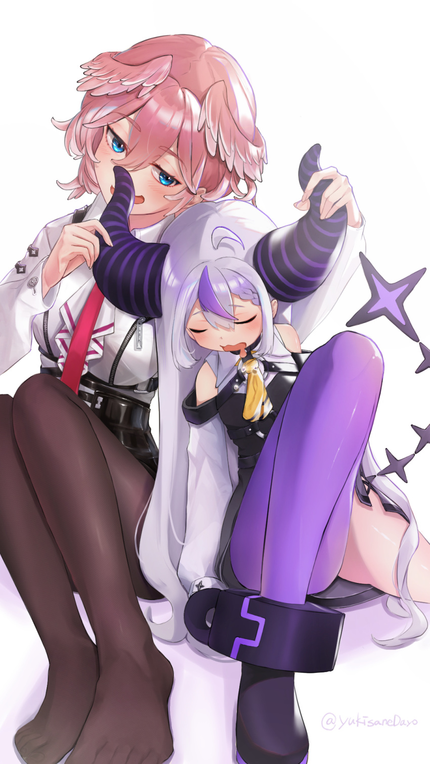 2girls ahoge ankle_cuffs ascot bare_shoulders black_horns blue_eyes braid braided_bangs breast_zipper drooling grey_hair hair_wings head_wings highres hololive horns la+_darknesss la+_darknesss_(1st_costume) multicolored_hair multiple_girls necktie pantyhose pink_hair pink_necktie pointy_ears purple_hair sitting sleeping sleeping_on_person streaked_hair striped_horns takane_lui takane_lui_(1st_costume) virtual_youtuber wings yukisanedayo