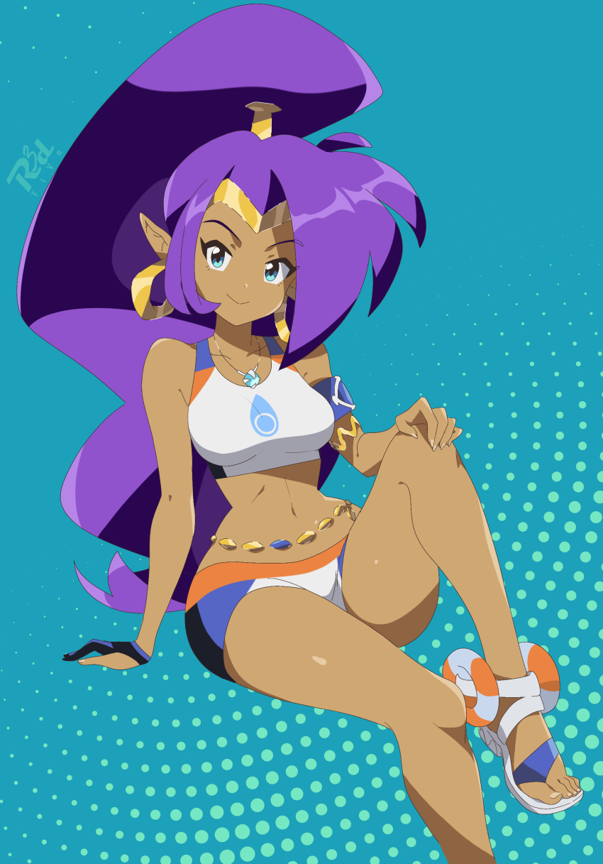 absurdres aqua_background arm_support armband armlet artist_name asymmetrical_hair belly_chain bikini bikini_shorts black_gloves blue_eyes blue_gemstone breasts circlet closed_mouth collarbone commentary cosplay crop_top dark-skinned_female dark_skin earrings english_commentary feet female fingernails foot_out_of_frame full_body gem gloves gold_earrings halftone halftone_background high_ponytail highres hoop_earrings invisible_chair jewelry knee_up long_fingernails long_hair looking_at_viewer medium_breasts midriff mixed-language_commentary navel necklace nessa_(pokemon) nessa_(pokemon)_(cosplay) partially_fingerless_gloves pendant pointy_ears pokemon pokemon_swsh ponytail purple_hair r3dfive sandals shantae shantae_(series) short_shorts shorts single_glove single_sidelock sitting smile solo sports_bikini swept_bangs swimsuit tankini thighs toes very_long_hair wavy_hair white_bikini white_footwear wide_hips