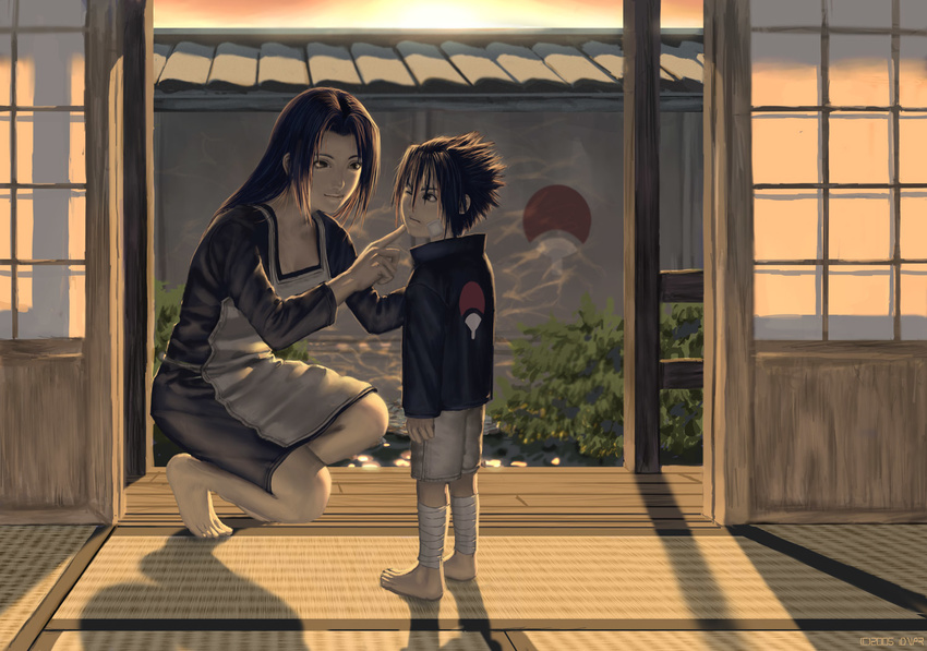 bandage barefoot black_eyes black_hair idnar jpeg_artifacts long_hair male naruto short_hair shorts uchiha_mikoto uchiha_sasuke