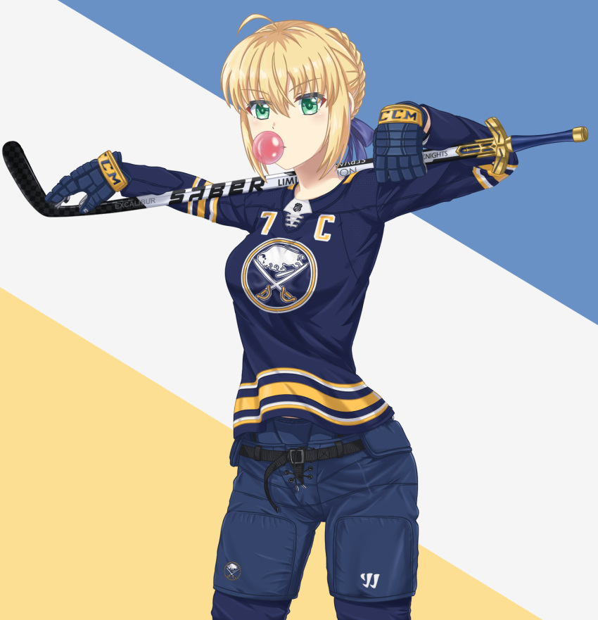 adapted_weapon ahoge alternate_costume arms_up artoria_pendragon_(fate) belt blonde_hair blowing_bubbles blue_gloves blue_ribbon blue_shirt breasts buffalo_sabres character_name chewing_gum commission cowboy_shot excalibur_(fate/stay_night) fate/stay_night fate_(series) female gardavwar gloves gold_trim green_eyes hair_ribbon highres hockey_gloves hockey_stick hockey_sweater jersey logo looking_at_viewer medium_breasts name_connection national_hockey_league padded_gloves padded_pants ribbon saber_(fate) shirt sidelocks simple_background solo striped striped_background untucked_shirt weapon_across_shoulders