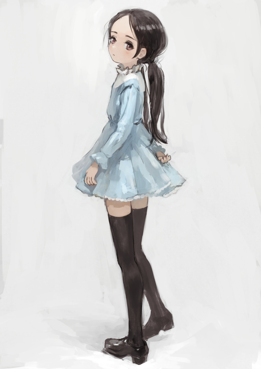 absurdres black_footwear black_hair blue_dress brown_eyes commission dress female full_body grey_background highres kaya_xavier long_hair long_sleeves shoes shoujo_mahou_gaku_littlewitch_romanesque simple_background skeb_commission solo standing thighhighs tied_hair tsumetai_(tsurunoka) zettai_ryouiki