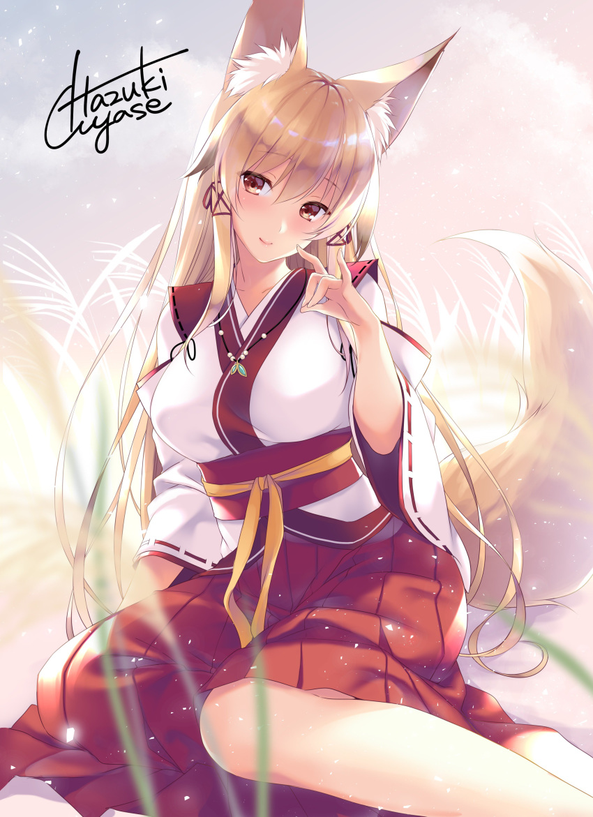 animal_ears ayase_hazuki kitsune kon_(tenkiame) miko tail tenkiame