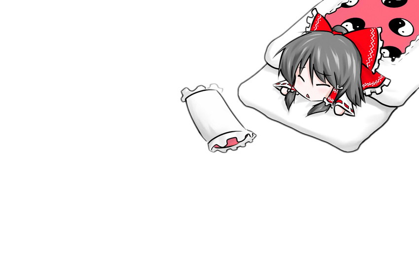 chibi hakurei_reimu kenntairui sleeping touhou white