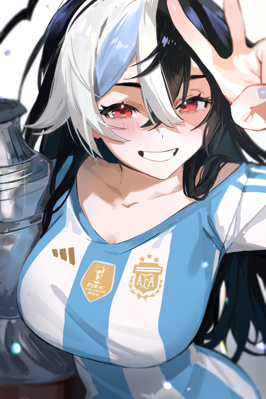 absurdres argentina asociacion_de_futbol_argentina black_hair blush breasts collarbone commentary english_commentary female hair_between_eyes highres holding holding_trophy indie_virtual_youtuber large_breasts long_hair looking_at_viewer mixed-language_commentary momote momote_(vtuber) multicolored_hair red_eyes simple_background soccer_uniform solo spanish_commentary sportswear trophy v virtual_youtuber white_background