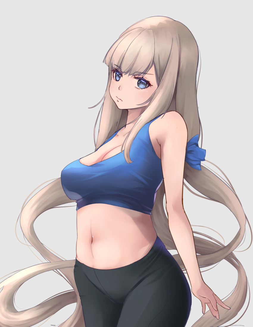 alternate_costume black_pants blue_eyes blue_ribbon blue_sports_bra breasts cleavage cowboy_shot female grey_background hair_ribbon highres kantai_collection large_breasts light_brown_hair low_twintails maryland_(kancolle) midriff navel neko_no_hige pants ribbon solo sports_bra standing twintails yoga_pants