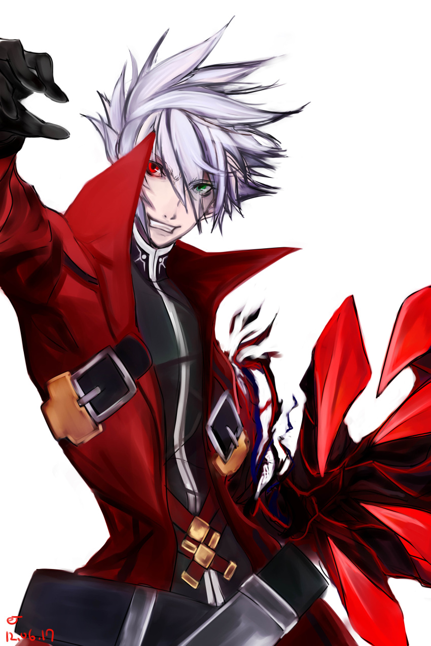 1boy absurdres belt blazblue claws commentary_request devoured_by_darkness early_type gloves green_eyes grey_hair grin heterochromia highres jacket male_focus multiple_belts ragna_the_bloodedge red_eyes smile solo