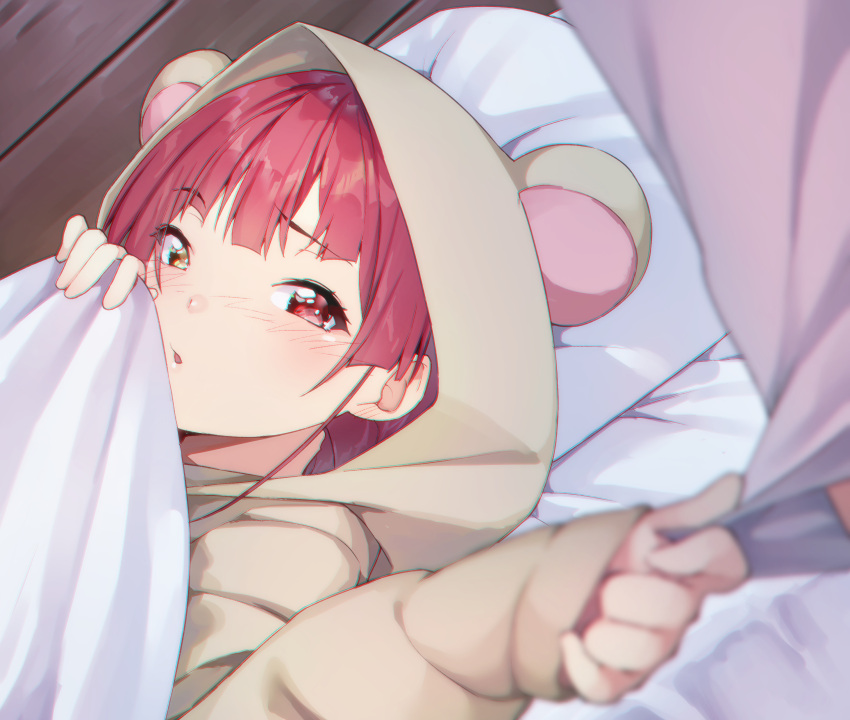 heterochromia hololive houshou_marine koubou_(cowbow_kun) pajama sheets