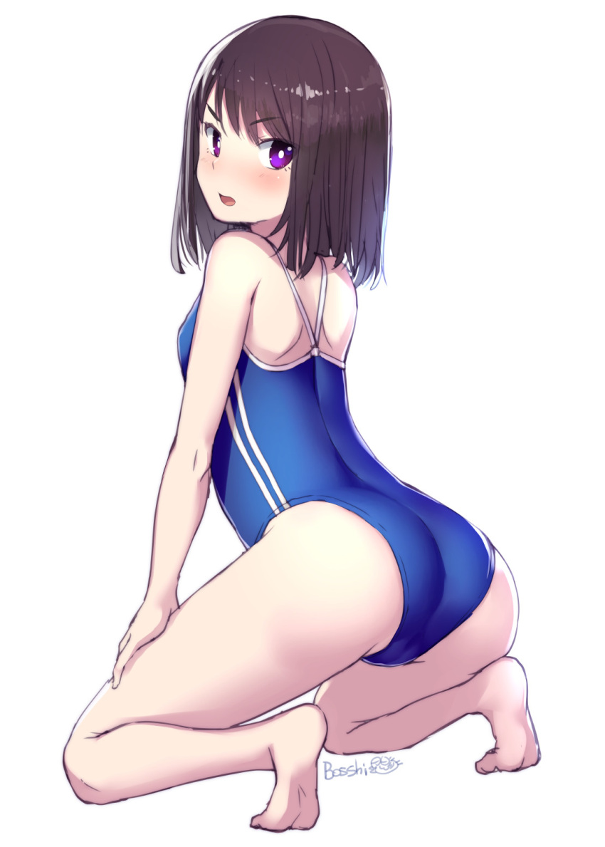 artist_name back barefoot black_hair blue_one-piece_swimsuit blush bosshi commentary_request competition_school_swimsuit female from_behind highres himeragi_rinze kneeling one-piece_swimsuit purple_eyes reco_love reco_love_gold_beach school_swimsuit short_hair signature simple_background solo swimsuit twitter_username white_background