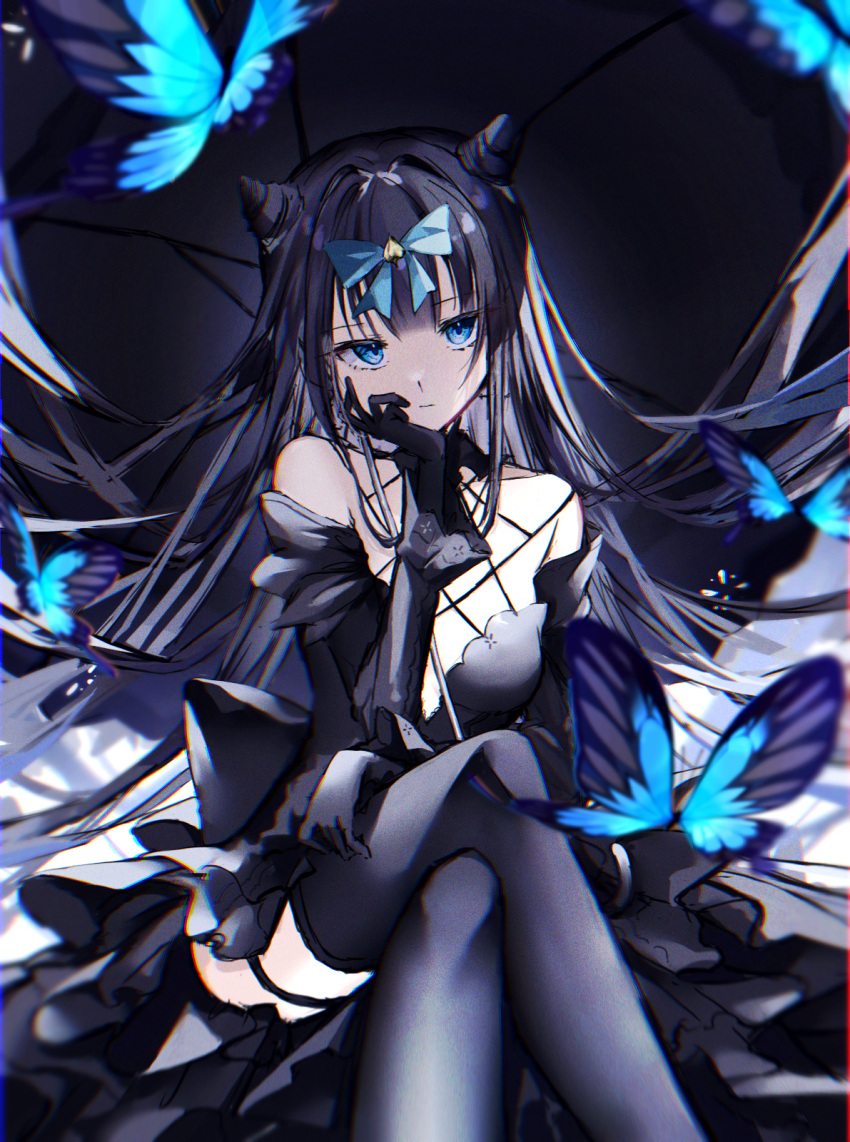 arcaea black_gloves black_hair blue_butterfly blue_eyes bow bug butterfly cone_hair_bun detached_sleeves expressionless female gloves hair_bun hairbow hand_on_own_cheek hand_on_own_face highres saksak_mocchiri solo tairitsu_(arcaea) tairitsu_(tempest)_(arcaea)