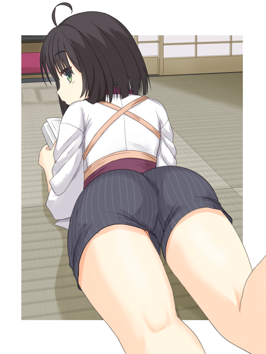 ahoge ass back black_hair black_shorts blunt_ends book border casual commentary_request dolphin_shorts drop_shadow dutch_angle female foreshortening from_behind green_eyes hair_between_eyes highres hitachi_mako holding holding_book indoors japanese_clothes kimono kneepits light_blush long_sleeves looking_at_viewer looking_back lying official_alternate_costume on_stomach open_book outside_border profile senren_banka shirayamakoma short_hair_with_long_locks shorts sideways_glance solo striped_clothes striped_shorts tatami thighs vertical-striped_clothes vertical-striped_shorts white_border white_kimono wide_sleeves