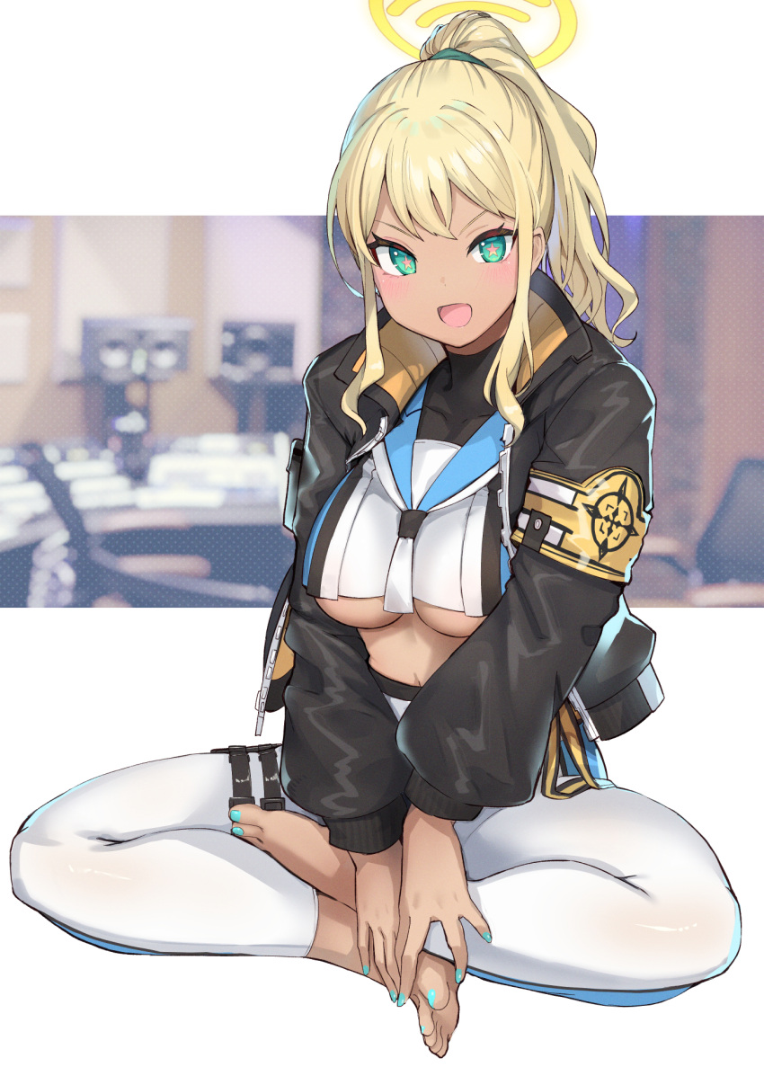 armband barefoot black_jacket blonde_hair blue_archive blurry blurry_background blush breasts cropped_shirt dark-skinned_female dark_skin female fingernails halo highres indian_style isegawa_yasutaka jacket large_breasts letterboxed looking_at_viewer nail_polish navel pants ponytail recording_studio shinon_(blue_archive) shirt sidelocks sitting smile solo star-shaped_pupils star_(symbol) symbol-shaped_pupils toenail_polish toenails underboob white_pants white_shirt yellow_armband