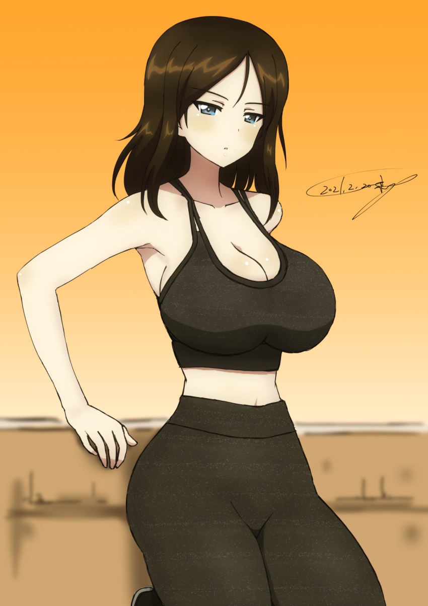 artist_name bare_shoulders black_hair black_pants black_sports_bra blue_eyes blush breasts bukkuri cleavage commentary_request dated female girls_und_panzer half-closed_eyes highres large_breasts long_hair looking_at_viewer midriff navel nonna_(girls_und_panzer) orange_background pants parted_lips signature solo sports_bra standing swept_bangs thighs wall