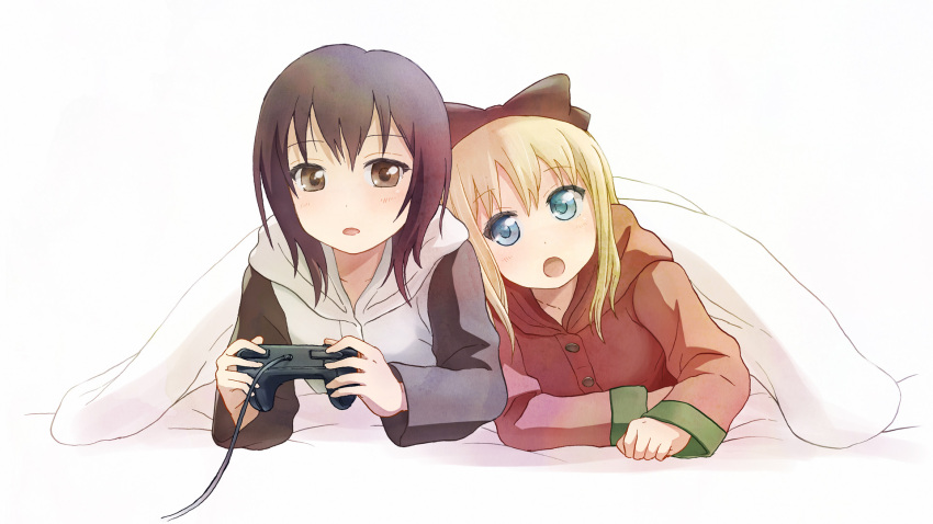 2girls :o black_hair blanket blonde_hair blue_eyes bow brown_eyes controller funami_yui game_controller gamepad hairbow highres hood hoodie long_hair lying multiple_girls on_stomach open_mouth photoshop_(medium) playing_games short_hair sweater toshinou_kyouko under_covers unyon yuru_yuri