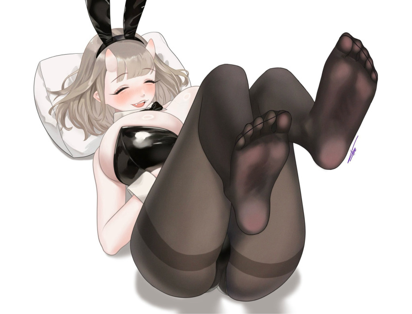 :3 animal_ears black_leotard breasts demon_horns fake_animal_ears feet female foot_focus hairband highres horns huge_breasts leotard light_brown_hair lying medium_hair oerba_yun_fang on_back oni open_mouth original pantyhose pillow playboy_bunny rabbit_ears shadow shio_maneki0 smile soles solo white_background