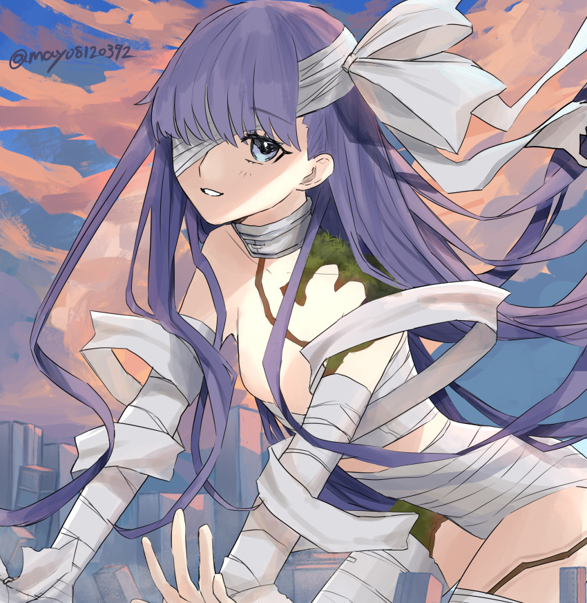 absurdres bandage_over_one_eye bandaged_arm bandaged_chest bandages cloud commentary_request fate/grand_order fate_(series) female giant giantess grin highres kingprotea_(fate) long_hair looking_at_viewer one_eye_covered outdoors purple_eyes purple_hair skeymd smile solo twitter_username very_long_hair