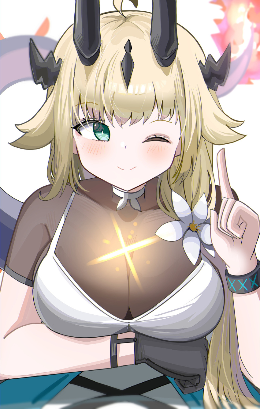 ;) absurdres ahoge arknights black_gloves black_horns blonde_hair blush breasts bright_pupils cleavage closed_mouth diffraction_spikes doctor_(arknights) female fire flame-tipped_tail flower gloves green_eyes hair_flower hair_ornament hand_up highres horns index_finger_raised infection_monitor_(arknights) large_breasts long_hair looking_at_viewer official_alternate_costume one_eye_closed pov reed_(arknights) reed_the_flame_shadow_(arknights) simple_background single_glove smile solo_focus spam_(spamham4506) split_mouth tail white_background white_flower white_pupils