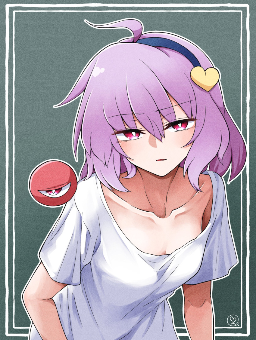 blue_hairband border breasts female green_background hairband heart highres komeiji_satori leaning_forward looking_at_viewer pink_eyes purple_hair scavia10 shirt short_hair short_sleeves solo touhou white_border white_shirt