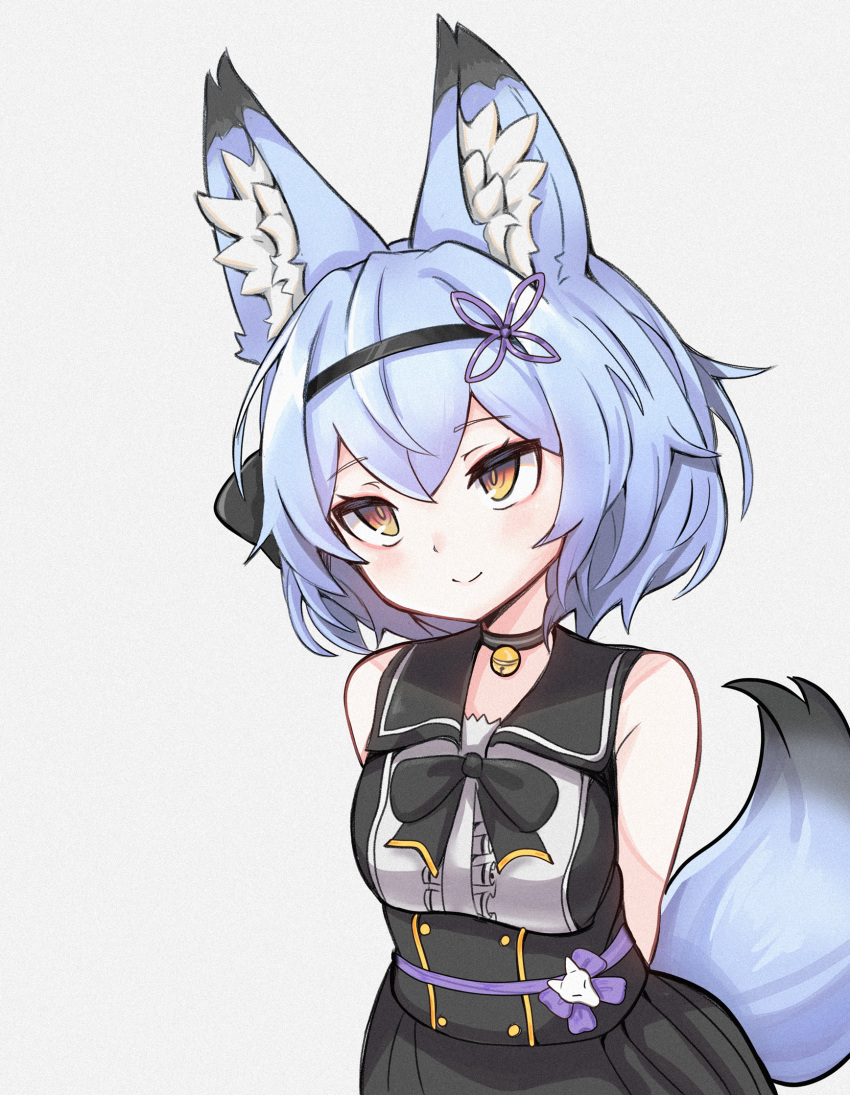 animal_ears arms_behind_back bell blue_hair bow choker commentary_request dress female fox_ears fox_tail hairband highres jingle_bell korean_commentary kumarang orange_eyes short_hair sleeveless sleeveless_dress smile solo tail vrchat yuuko-zoku_no_onee-chan