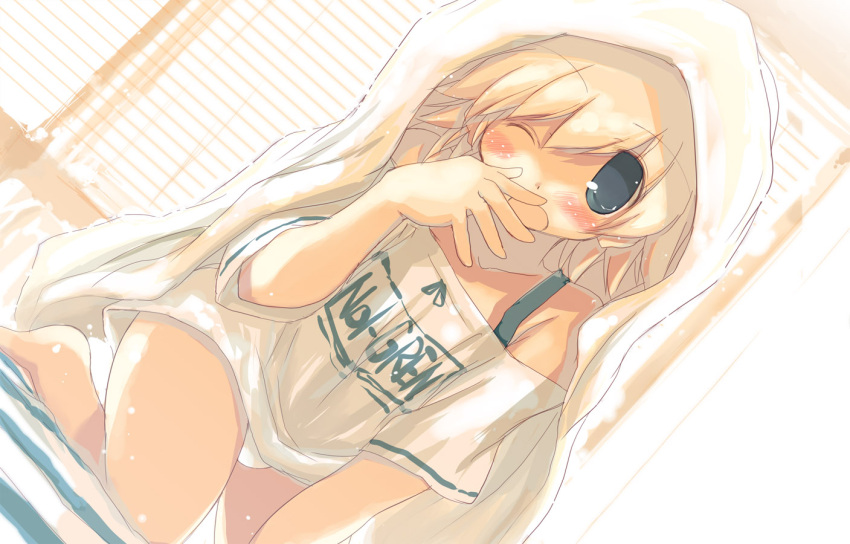 artist_name bare_shoulders bed blonde_hair blue_eyes blush dutch_angle female kneeling looking_at_viewer original panties pantyshot pantyshot_(kneeling) sakaki_(noi-gren) shirt solo t-shirt under_covers underwear white_panties wince window wink yawning