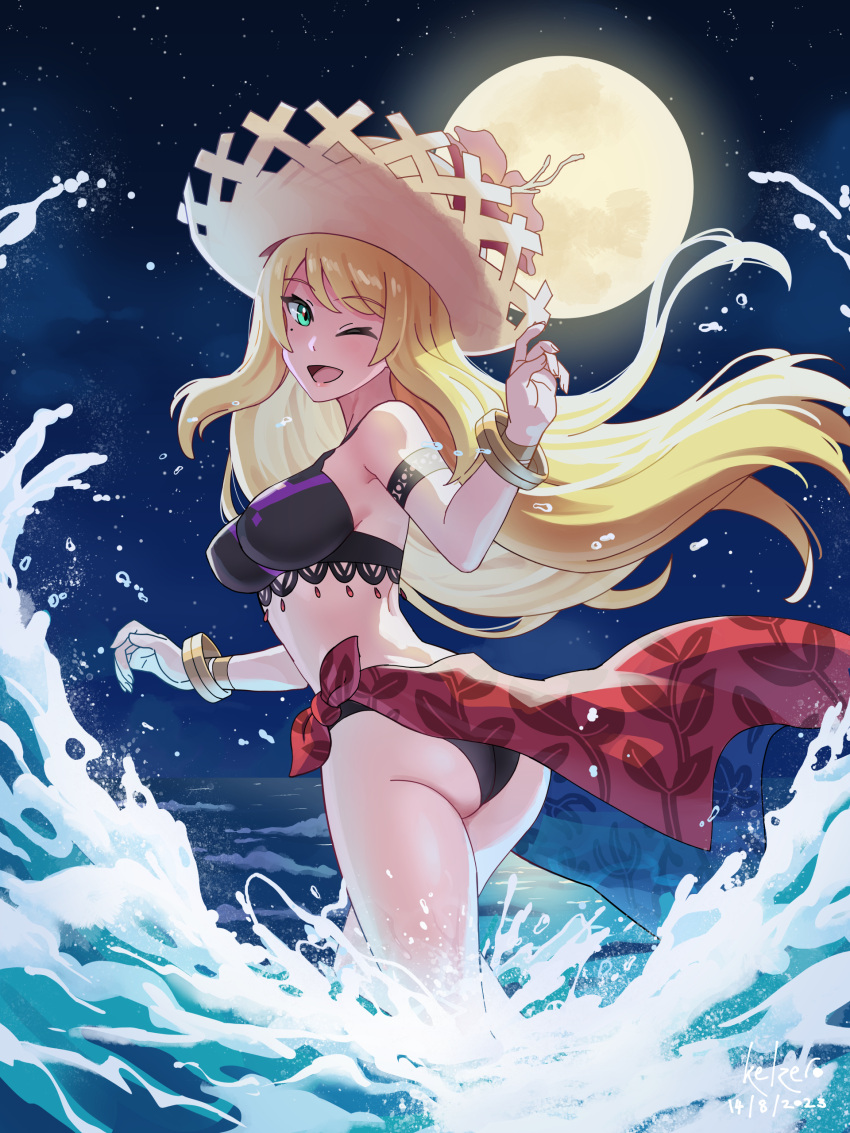 ;d absurdres ass bikini blonde_hair bracelet breasts brown_headwear chelle_(dragalia_lost) dragalia_lost female green_eyes hat highres jewelry kelzero long_hair looking_at_viewer looking_back mole mole_under_eye moon night night_sky official_alternate_costume one_eye_closed partially_submerged sky smile star_(sky) starry_sky swimsuit very_long_hair water