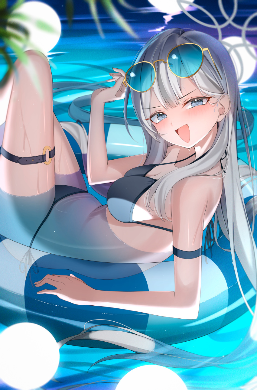 :d absurdres alternate_costume arm_strap aviator_sunglasses bikini black_bikini blue-tinted_eyewear blue_archive breasts cleavage commentary_request eyewear_on_head female grey_eyes grey_hair grey_halo halo highres innertube konoka_(blue_archive) kunimine_yuzuki long_hair medium_breasts o-ring o-ring_thigh_strap outdoors partially_submerged side-tie_bikini_bottom smile solo sunglasses swim_ring swimsuit thigh_strap tinted_eyewear v-shaped_eyebrows water wet yellow-framed_eyewear