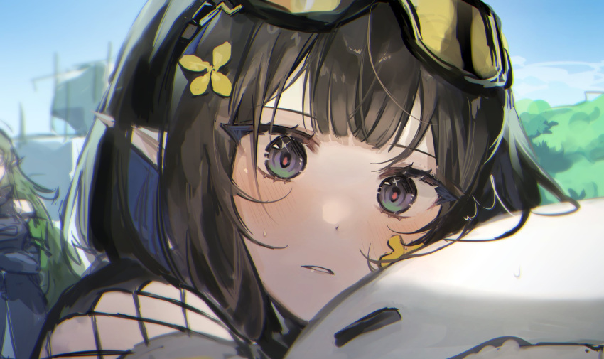 3girls arknights bad_id bad_twitter_id black_hair blunt_bangs blush commentary eunectes_(arknights) flower gavial_(arknights) goggles goggles_on_head hair_flower hair_ornament highres hug lancet-2_(arknights) multicolored_eyes multiple_girls pointy_ears robot ryat short_hair symbol-only_commentary