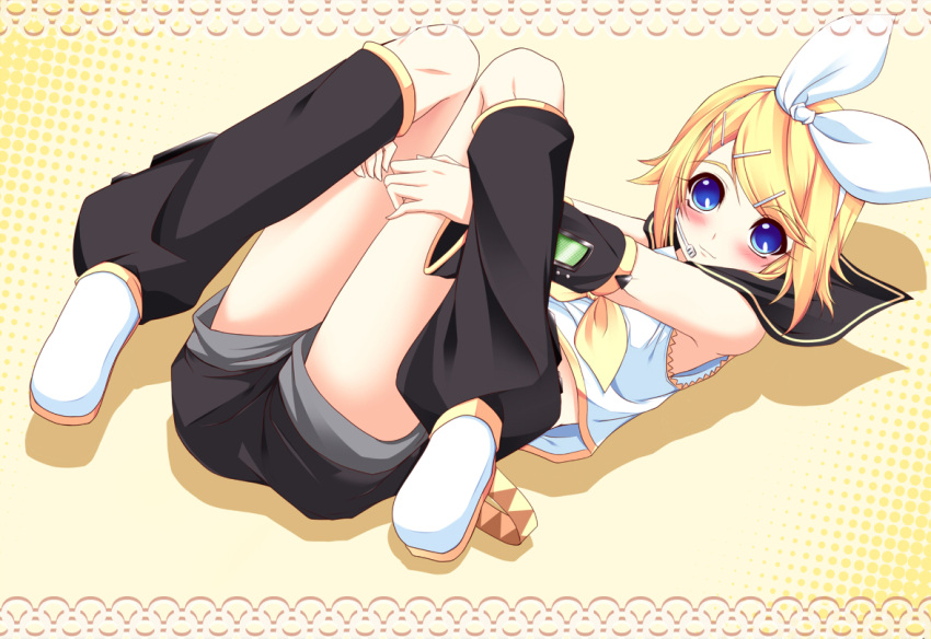 blonde_hair blue_eyes colorized commentary_request female kagamine_rin noumin short_hair solo vocaloid