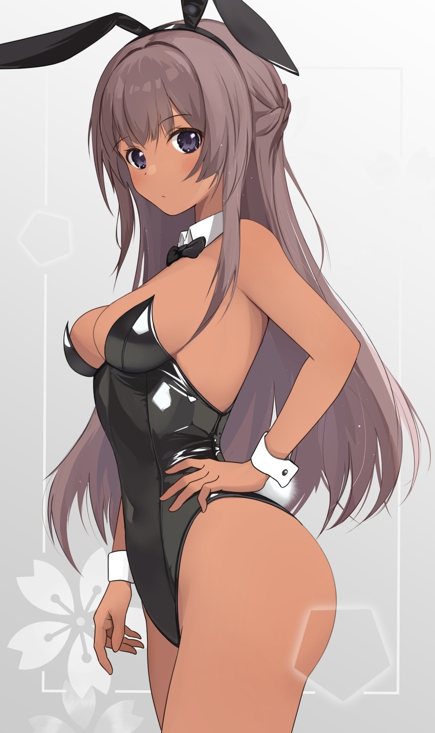 alice_gear_aegis animal_ears bare_legs black_bow black_bowtie black_eyes black_leotard bow bowtie breasts dark-skinned_female dark_skin fake_animal_ears fatima_betrorum female grey_hair half_updo hand_on_own_hip highleg highleg_leotard highres lens_flare leotard long_hair looking_at_viewer medium_breasts nasuno playboy_bunny solo strapless strapless_leotard