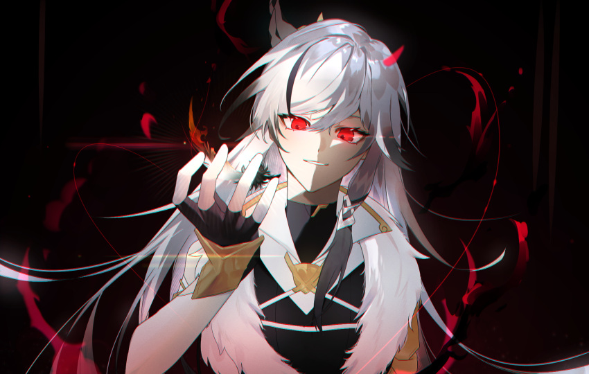 3o_c black_background black_gloves chinese_clothes commentary evil_grin evil_smile feathers female fingerless_gloves fu_hua fu_hua_(herrscher_of_sentience) fu_hua_(valkyrie_accipiter) gloves glowing glowing_eyes grin highres honkai_(series) honkai_impact_3rd long_hair red_eyes simple_background smile solo symbol-only_commentary teeth white_hair