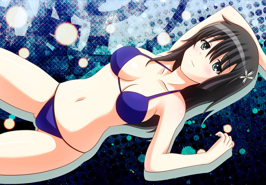 bikini black_hair blush breasts cleavage commentary_request female flower green_eyes hair_flower hair_ornament highres karin_(rei862) long_hair medium_breasts navel saten_ruiko shiny_skin solo string_bikini swimsuit toaru_kagaku_no_railgun toaru_majutsu_no_index