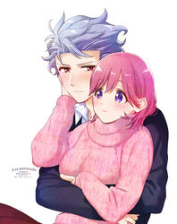  1boy artist_name blush breasts collared_shirt couple dated female grey_hair grey_sweater hair_between_eyes hand_on_another&#039;s_cheek hand_on_another&#039;s_face highres hug hug_from_behind krudears long_sleeves medium_breasts medium_hair pink_hair pink_sweater protagonist_(tokimemo_gs3) purple_eyes red_eyes shirt shitara_seiji short_hair smile straight sweater tokimeki_memorial tokimeki_memorial_girl&#039;s_side_3rd_story turtleneck turtleneck_sweater twitter_username upper_body white_background white_shirt 