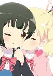  2girls alice_cartelet aosora_neko black_hair blonde_hair bow cardigan closed_eyes commentary dated heart highres kin-iro_mosaic kissing multiple_girls one_eye_closed oomiya_shinobu pink_cardigan shirt signature twintails white_shirt yellow_eyes yuri 