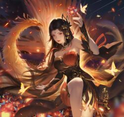  bare_legs bare_shoulders bird brown_hair closed_mouth dusk embers facial_mark female forehead_mark glowing_flower hair_ornament hand_up highres huo_linger_(wanmei_shijie) leg_up linshi_(weibo) long_hair phoenix second-party_source solo sun two-tone_dress upper_body wanmei_shijie 