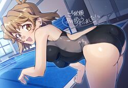  ass bent_over blush breasts commentary competition_swimsuit female from_behind hair_ornament hairclip highleg highleg_swimsuit indoors light_brown_hair looking_at_viewer looking_back lydian_academy_swimsuit one-piece_swimsuit open_mouth orange_eyes pool poolside senki_zesshou_symphogear shiny_skin short_hair smile solo swimsuit tachibana_hibiki_(symphogear) yukitsuba_hina 