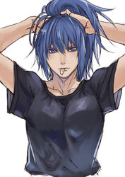  alternate_costume black_shirt blue_eyes casual female hair_tie hair_tie_in_mouth hands_up high_ponytail leona_heidern mouth_hold ponytail shirt simple_background solo the_king_of_fighters tying_hair white_background yasunososaku 