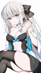  bare_arms bare_shoulders black_bow black_dress blue_eyes blush bow braid breasts center_opening cleavage clothing_cutout collarbone dress fate/grand_order fate_(series) female grey_hair hairbow half_up_braid highres large_breasts long_hair long_sleeves looking_at_viewer mati5572 morgan_le_fay_(fate) navel ponytail sidelocks simple_background solo stomach_cutout thighs two-tone_dress very_long_hair white_background 