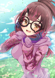  absurdres android blush breasts brown_hair cloud female glasses gloves hair_between_eyes hand_on_own_cheek hand_on_own_face highres hololive hood hoodie leaf long_hair looking_at_viewer meadow mechanical_arms mechanical_legs medium_breasts mihaeru multicolored_hair open_mouth outdoors pink_shirt ponytail roboco-san roboco-san_(hoodie) shirt sky smile solo upper_body virtual_youtuber yellow_eyes 