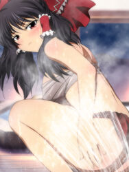  bare_legs black_hair blush bow breasts closed_mouth commentary female frilled_hair_tubes frills from_side frown fundoshi glaring hair_between_eyes hair_tubes hairbow hakurei_reimu japanese_clothes looking_at_viewer medium_breasts medium_hair red_bow red_eyes red_fundoshi sarashi showering sidelocks solo spraying squatting steam thighs touhou tsurime water wet window wooden_floor yadokari_genpachirou 