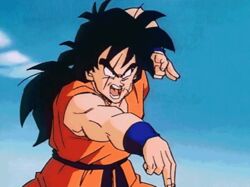  animated animated animated animation armwrist black_eyes black_hair dragon_ball gi long_hair male_focus moving ponytail scars tagme yamcha 