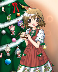  brown_eyes brown_hair character_doll christmas christmas_tree commentary_request female hair_ornament hidamari_sketch hiro_(hidamari_sketch) kahis_(sweetbriar) miyako_(hidamari_sketch) nazuna_(hidamari_sketch) nori_(hidamari_sketch) sae_(hidamari_sketch) solo ume-sensei x_hair_ornament yuno_(hidamari_sketch) 