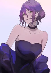  absurdres black_choker black_dress blush breasts chainsaw_man choker cleavage commentary_request dress female green_eyes hair_between_eyes hair_bun highres looking_at_viewer ogura_aoi parted_lips purple_background purple_hair reze_(chainsaw_man) sidelocks simple_background solo strapless strapless_dress upper_body 